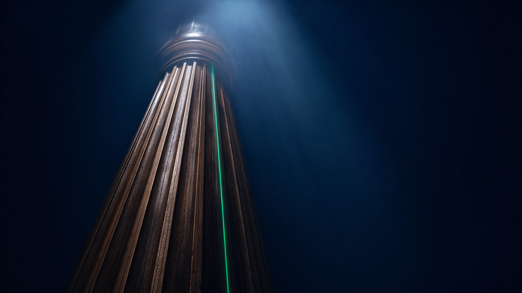 Coluna de tribunal com raio verde